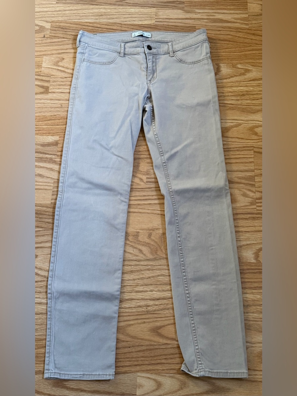Abercrombie & Fitch Women’s Gray Slim Straight Jeans Size 6 W28